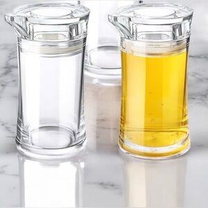 Tioncy Transparent Oil Dispenser with Silicone Ring set of 2 NWOT